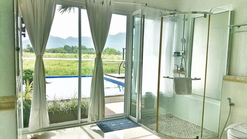 The Vista Pool Villa Kanchanaburi Exterior foto